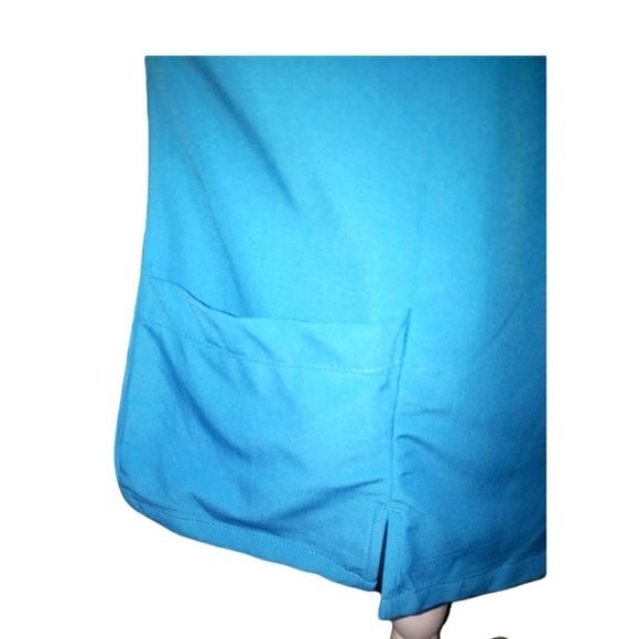 NWOT, Heal Wear Teal Colored Scrub Top - Picture 4 of 12